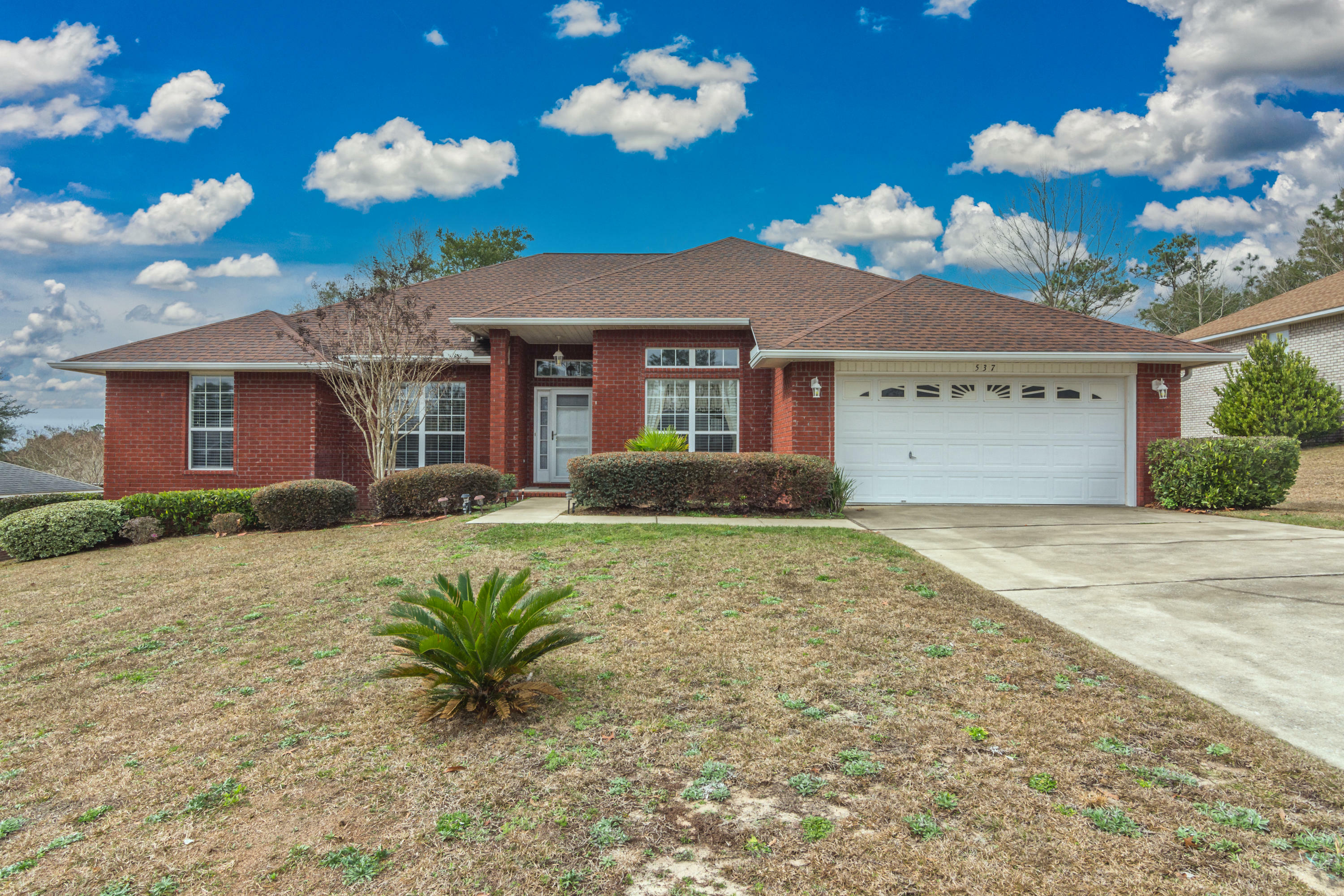 Property Photo: 537 Vulpes Sanctuary Loop FL 32536