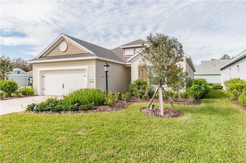 Property Photo:  7521 Ridgelake Circle  FL 34203 