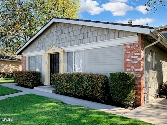 Property Photo:  2590 Tiller Avenue  CA 93041 