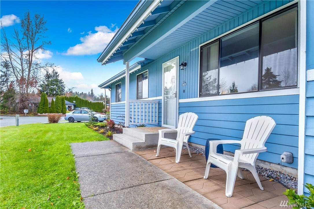 Property Photo:  1716 N 35th St  WA 98273 