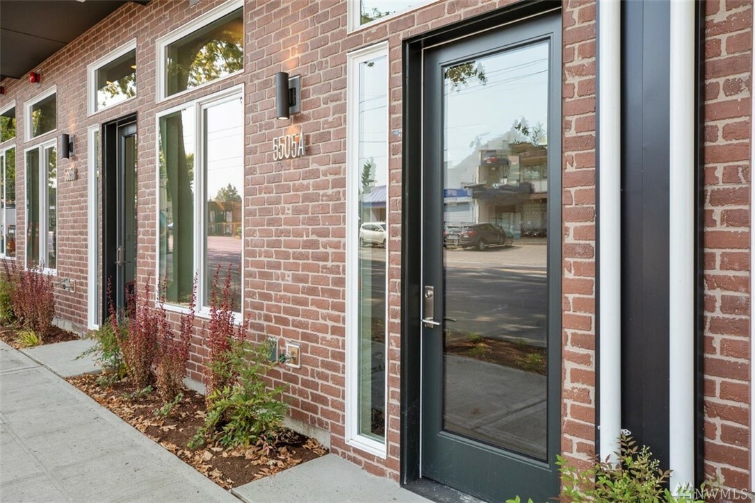 Property Photo: 5505 Rainier Ave S A WA 98118