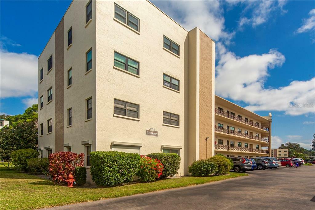 Property Photo: 7975 58th Avenue N 206 FL 33709