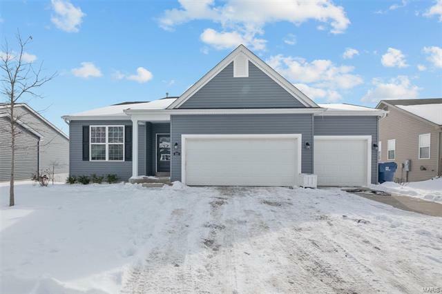 Property Photo: 322 Huntleigh 63385