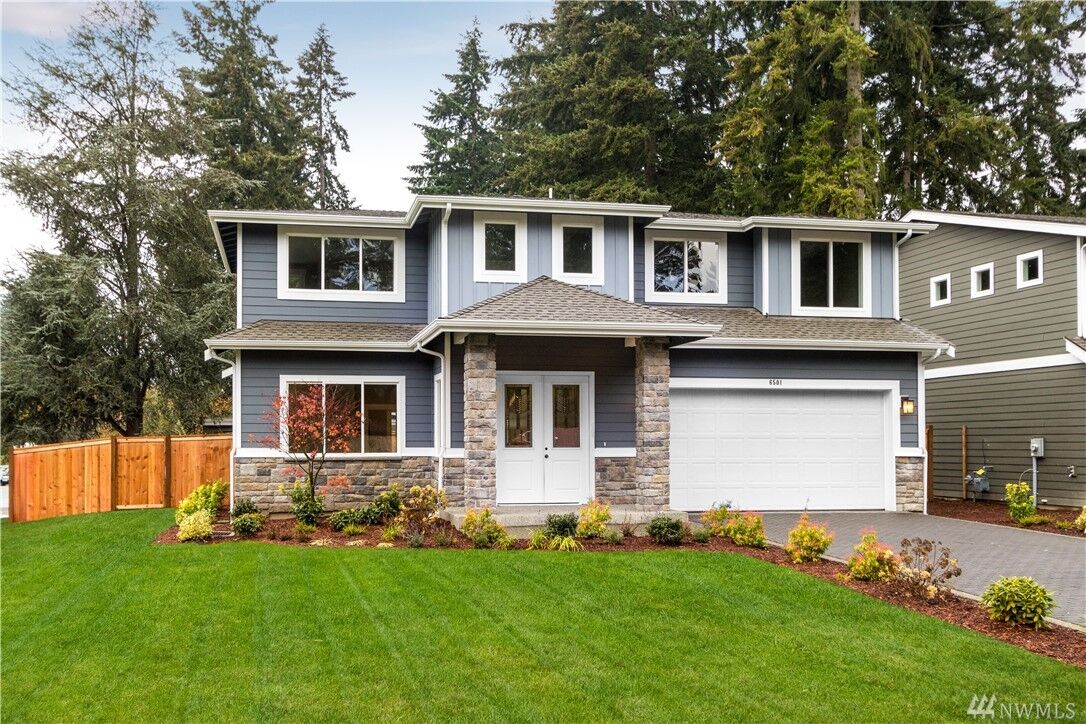 Property Photo:  4920 SE 2nd Street  WA 98059 