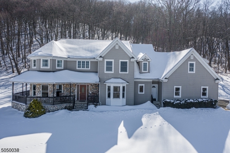 Property Photo:  3 Johnston Drive  NJ 08804 