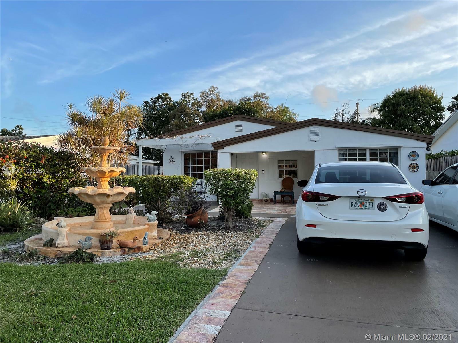 Property Photo: 2058 NE 174th Street FL 33162