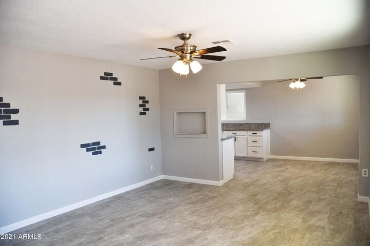 Property Photo: 8535 N 27th Drive AZ 85051
