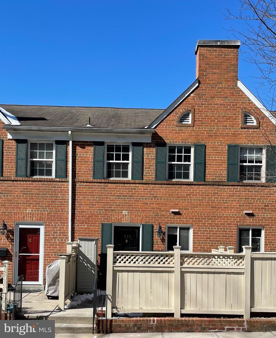 Property Photo:  1235 N Van Dorn Street  VA 22304 