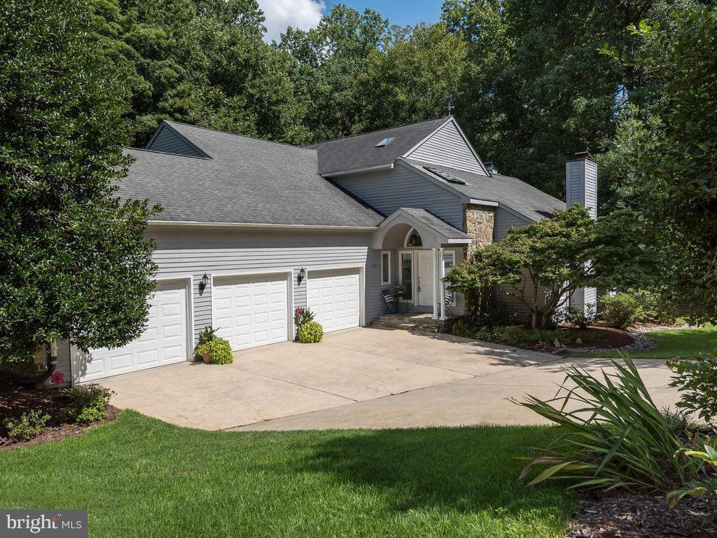 Property Photo:  1683 Kingsbridge Court  MD 21401 