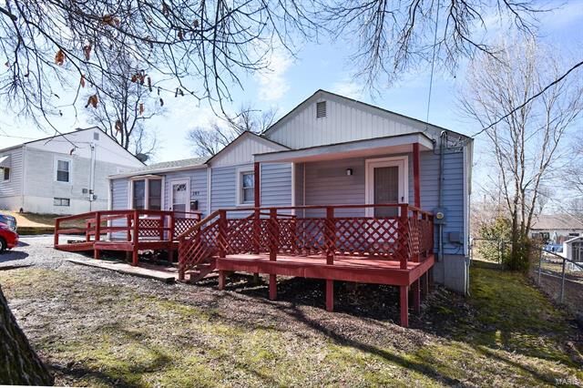 Property Photo: 209 Tomlinson Street 62024