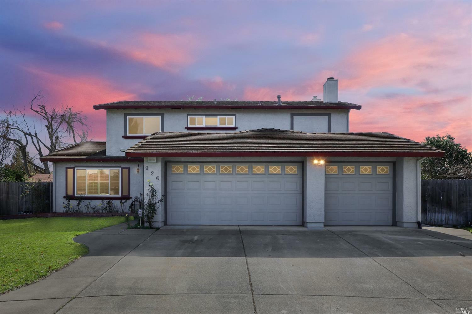 Property Photo:  926 Linden Court  CA 94533 