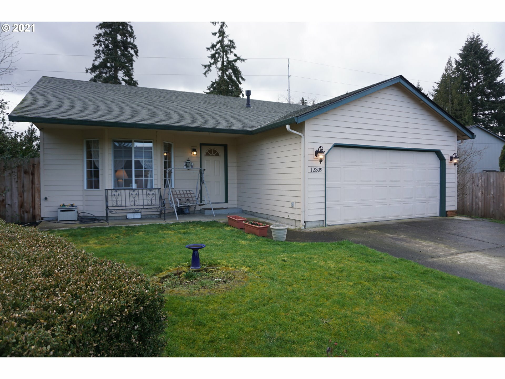 Property Photo:  12309 NE 40th Cir  WA 98682 