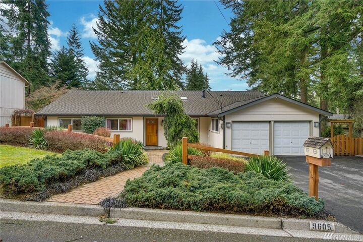 9605 168 Ave NE  Redmond WA 98052 photo