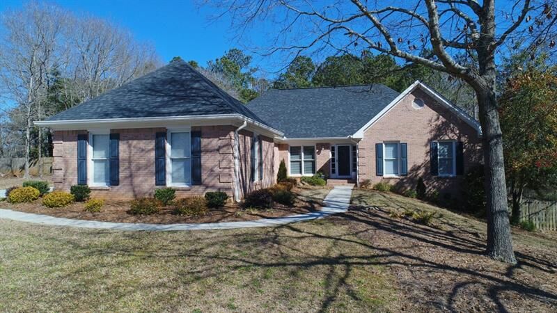 Property Photo:  2512 Chimney Ridge Drive SW  GA 30094 