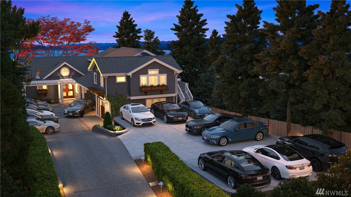 Property Photo:  4058 W Lake Sammamish Pkwy SE  WA 98008 