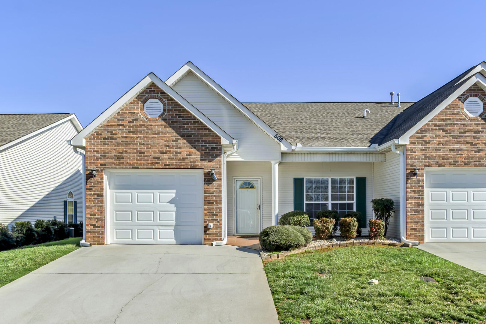 Property Photo:  506 Willington Place  TN 37774 