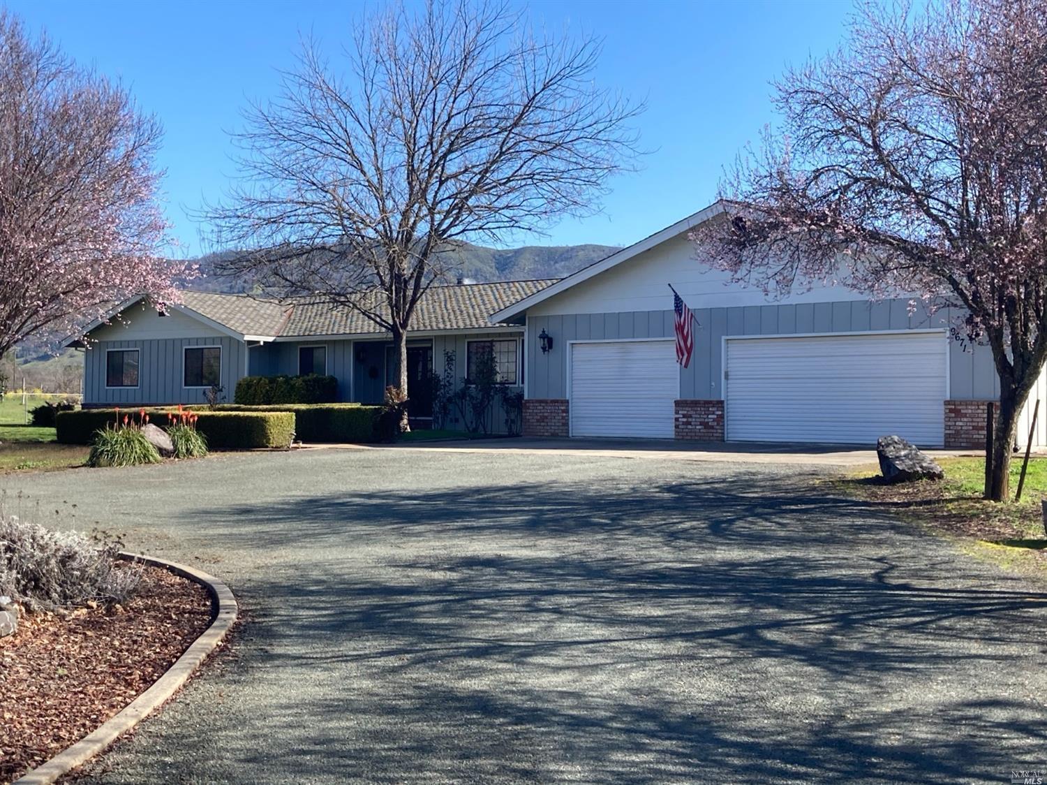 9671 East Road  Redwood Valley CA 95470 photo