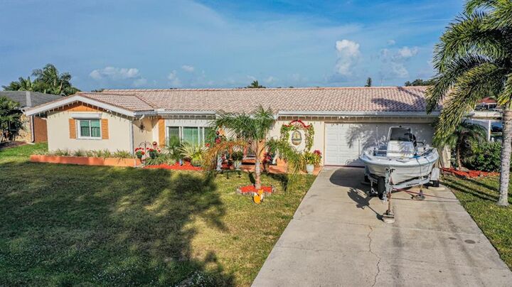 Property Photo:  2452 Broad Ranch Drive  FL 33948 