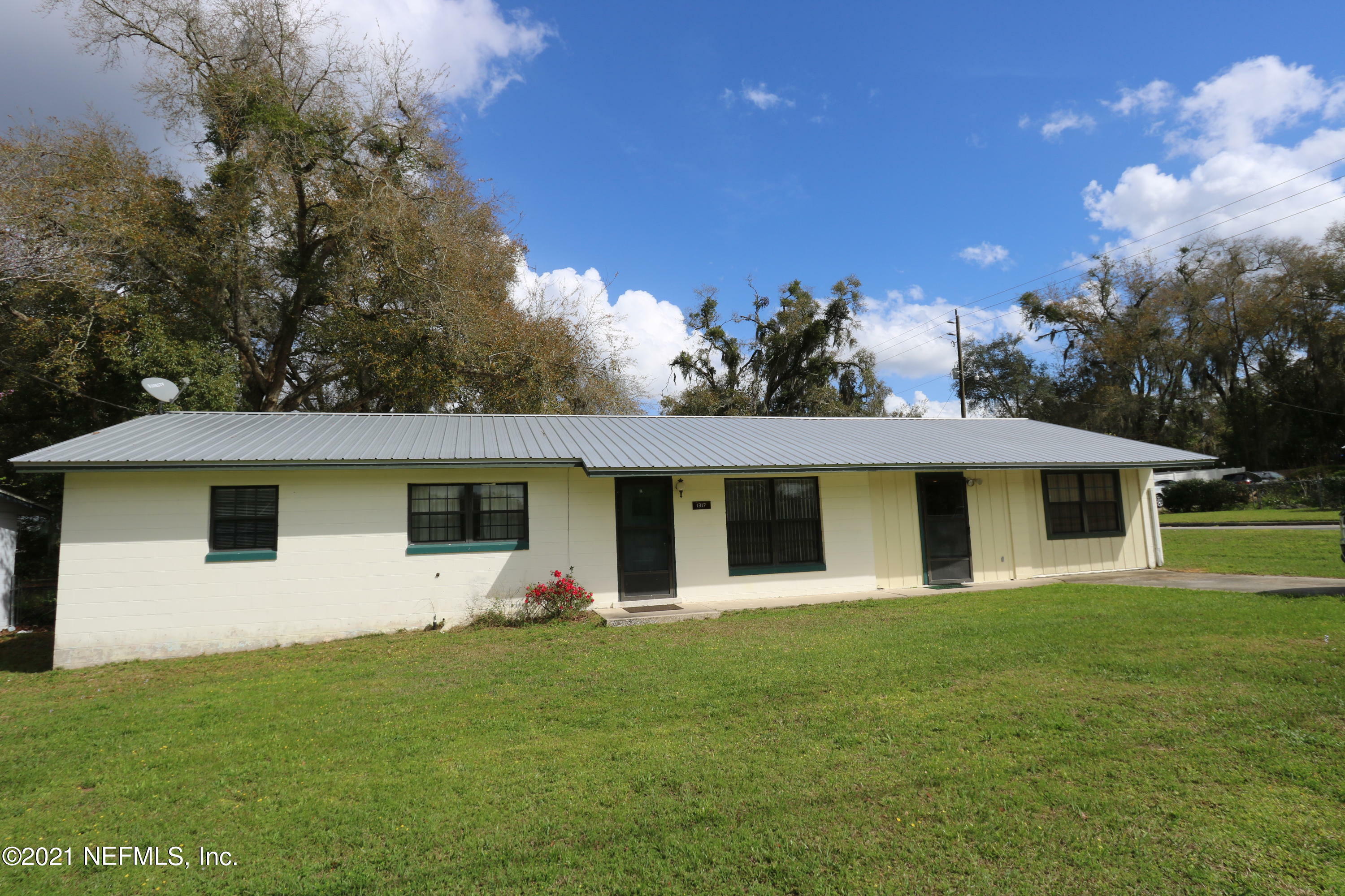 Property Photo:  1317 Husson Avenue  FL 32177 