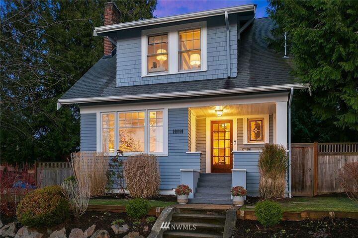 2442 6th Avenue W  Seattle WA 98119 photo