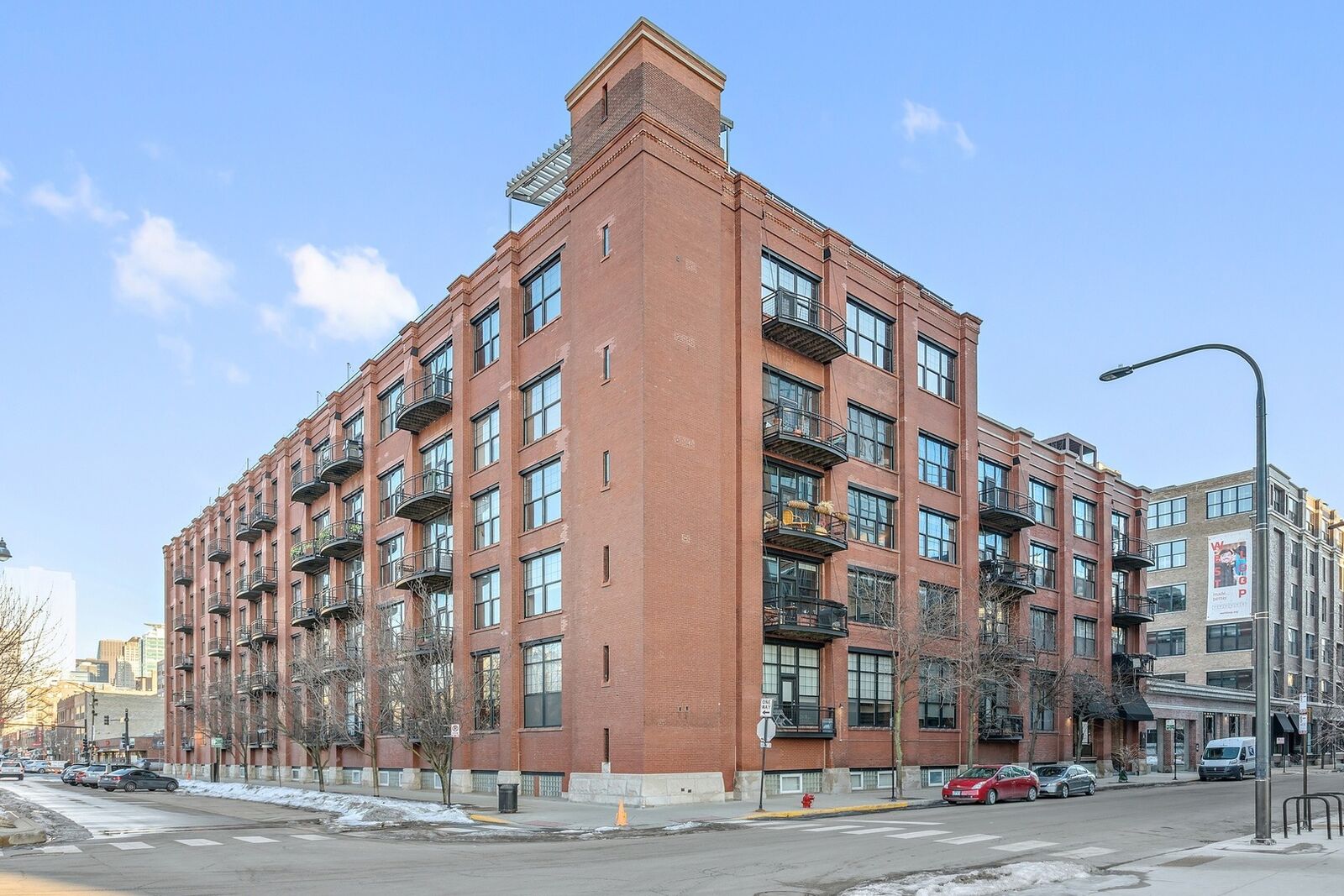 Property Photo:  1000 W Washington Boulevard 347  IL 60607 