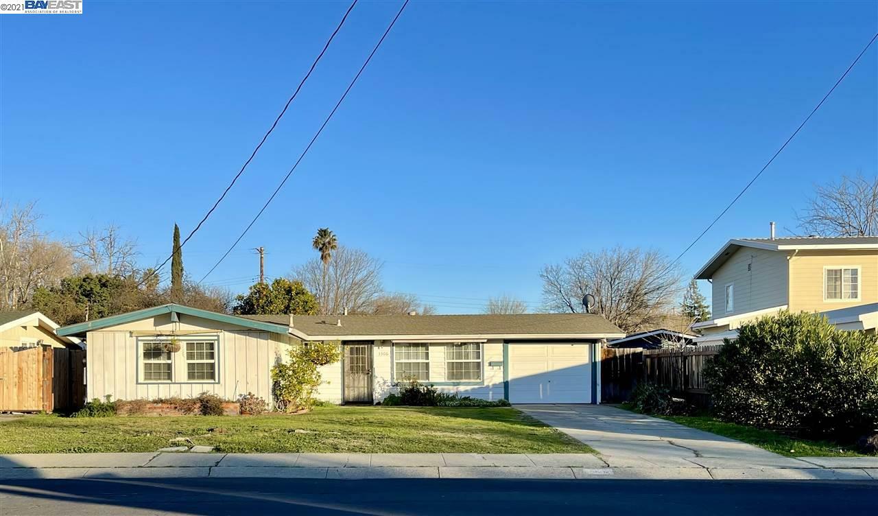 Property Photo:  3306 Esperanza Dr  CA 94519 