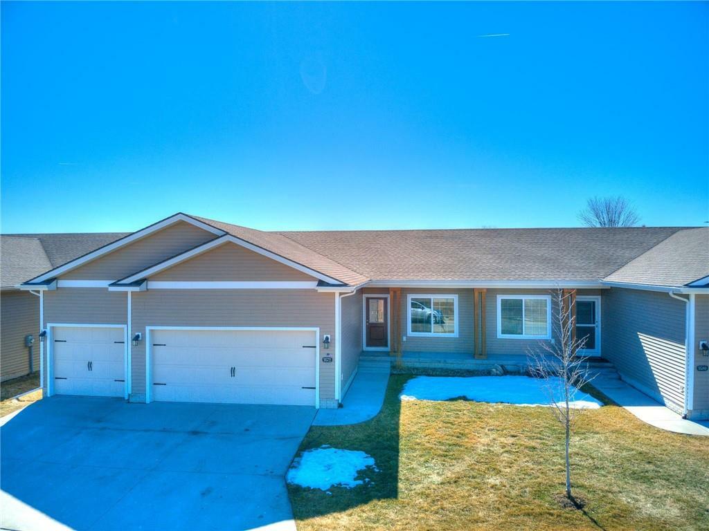 Property Photo:  9572 Bluestem Lane  IA 50131 