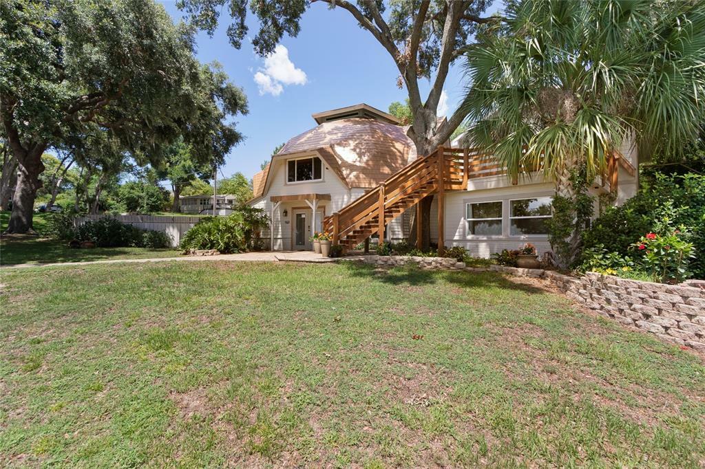 Property Photo:  12848 Lakeshore Drive  FL 34711 