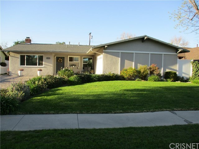 Property Photo:  23343 Hartland Street  CA 91307 