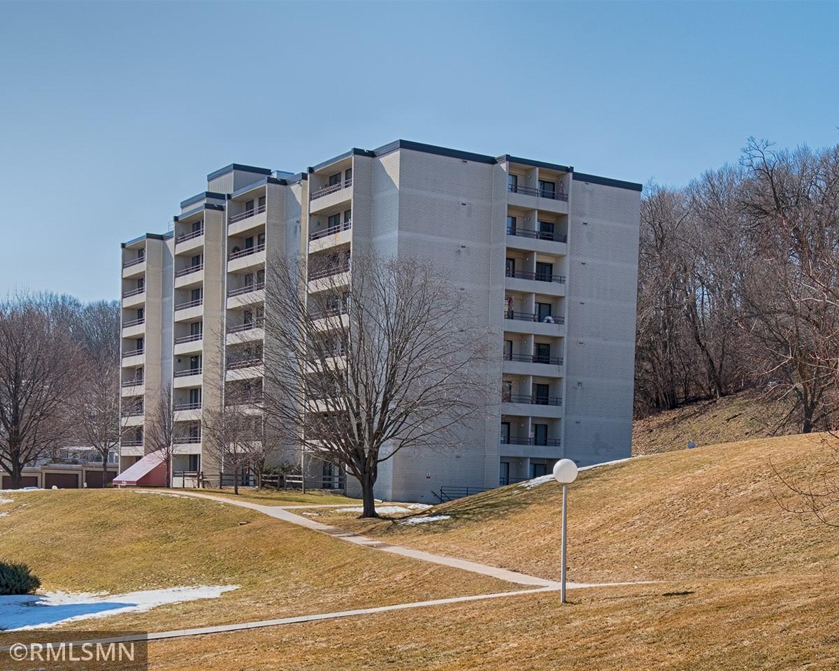 Property Photo: 625 19th Street NW 607 MN 55901