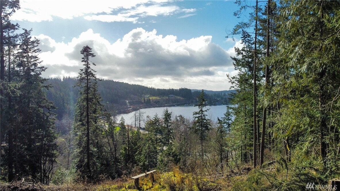 Property Photo:  6499 Campbell Lake Rd  WA 98221 