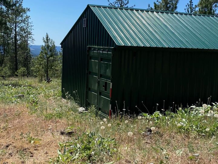 Xxx Corkscrew Cyn  Tumtum WA 99034 photo