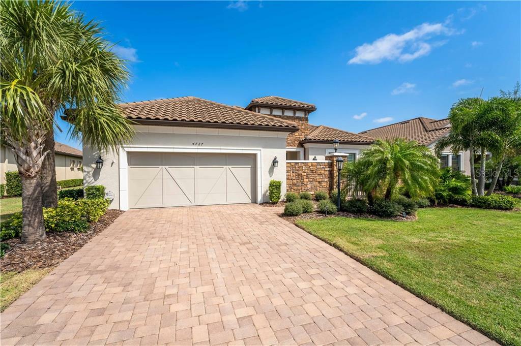 Property Photo:  4727 Cabreo Court  FL 34211 