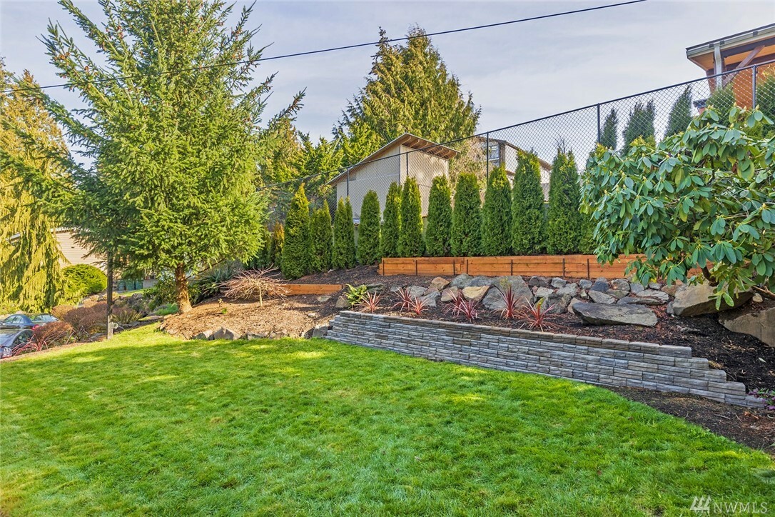 Property Photo:  21923 93rd Place W  WA 98020 