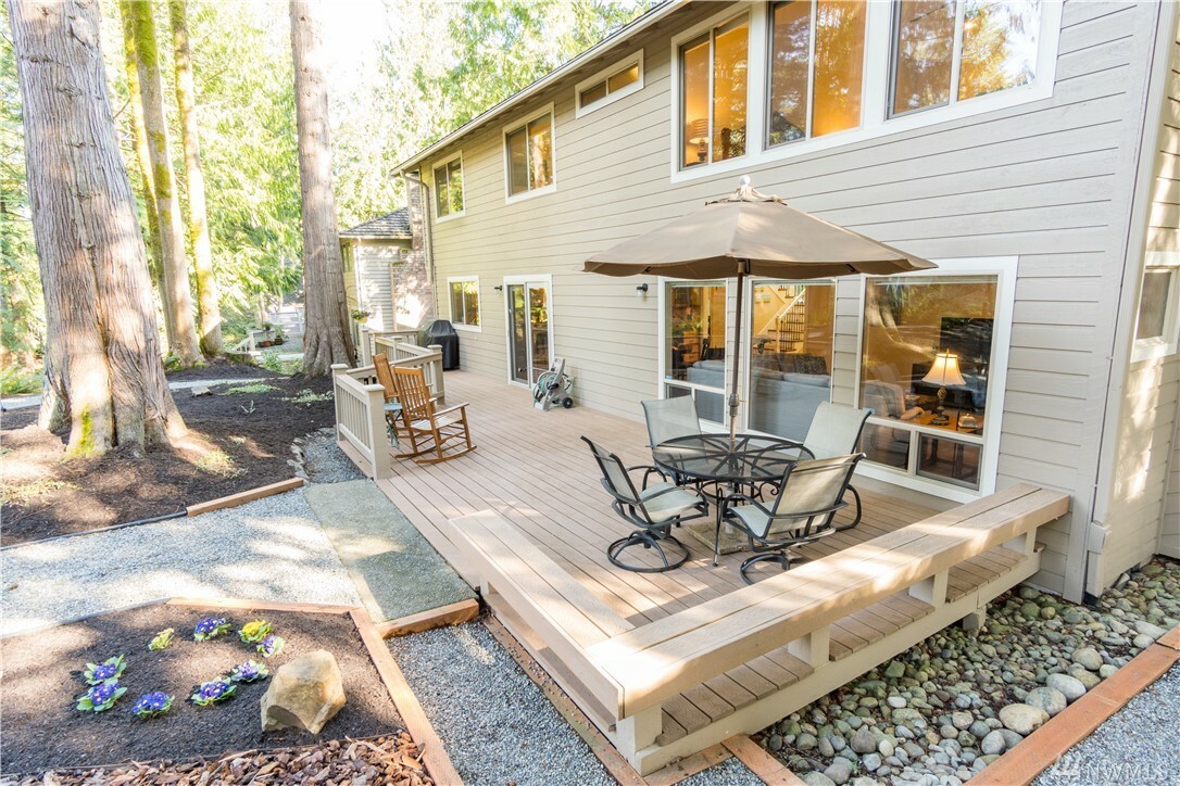 Property Photo:  22120 NE 26th Place  WA 98074 