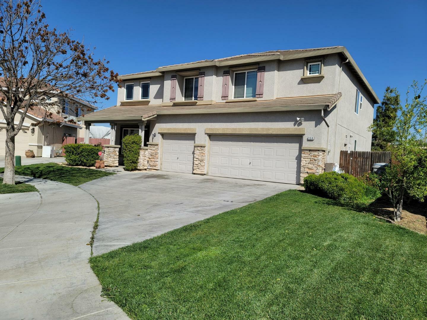 Property Photo: 354 Treviso Court CA 93635