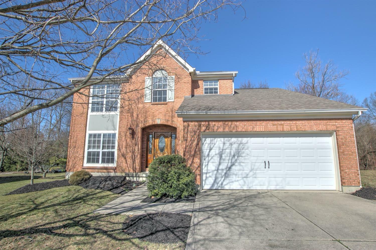 Property Photo: 7825 Glen Oaks Ct OH 45069