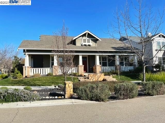 Property Photo: 2413 Decker Ln CA 94550