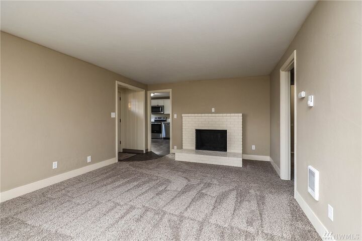 Property Photo: 411 W Plum St WA 98531