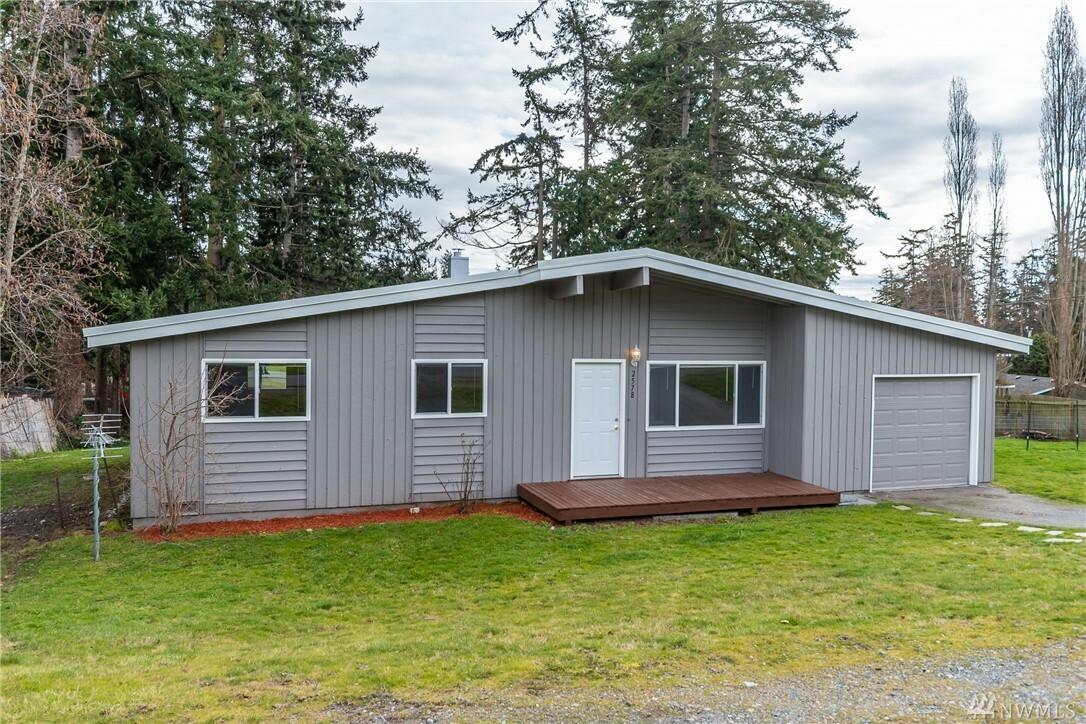 2578 Ridgeview Dr  Oak Harbor WA 98277 photo