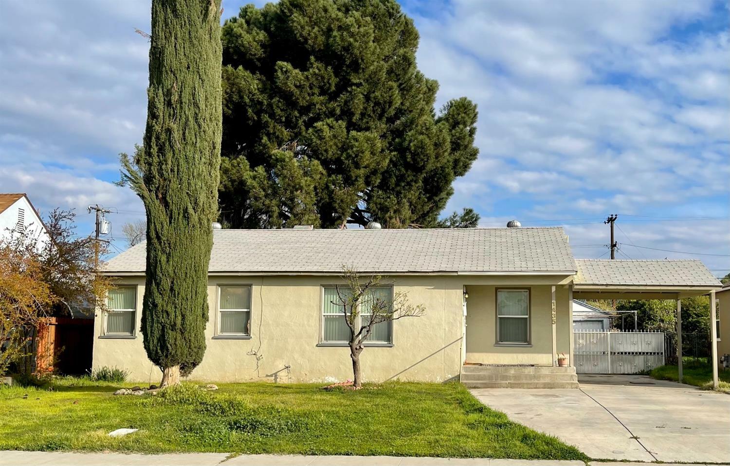 Property Photo:  1435 E Cornell  CA 93704 