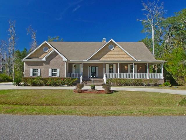 Property Photo:  828 Riverview Drive E  GA 31558 