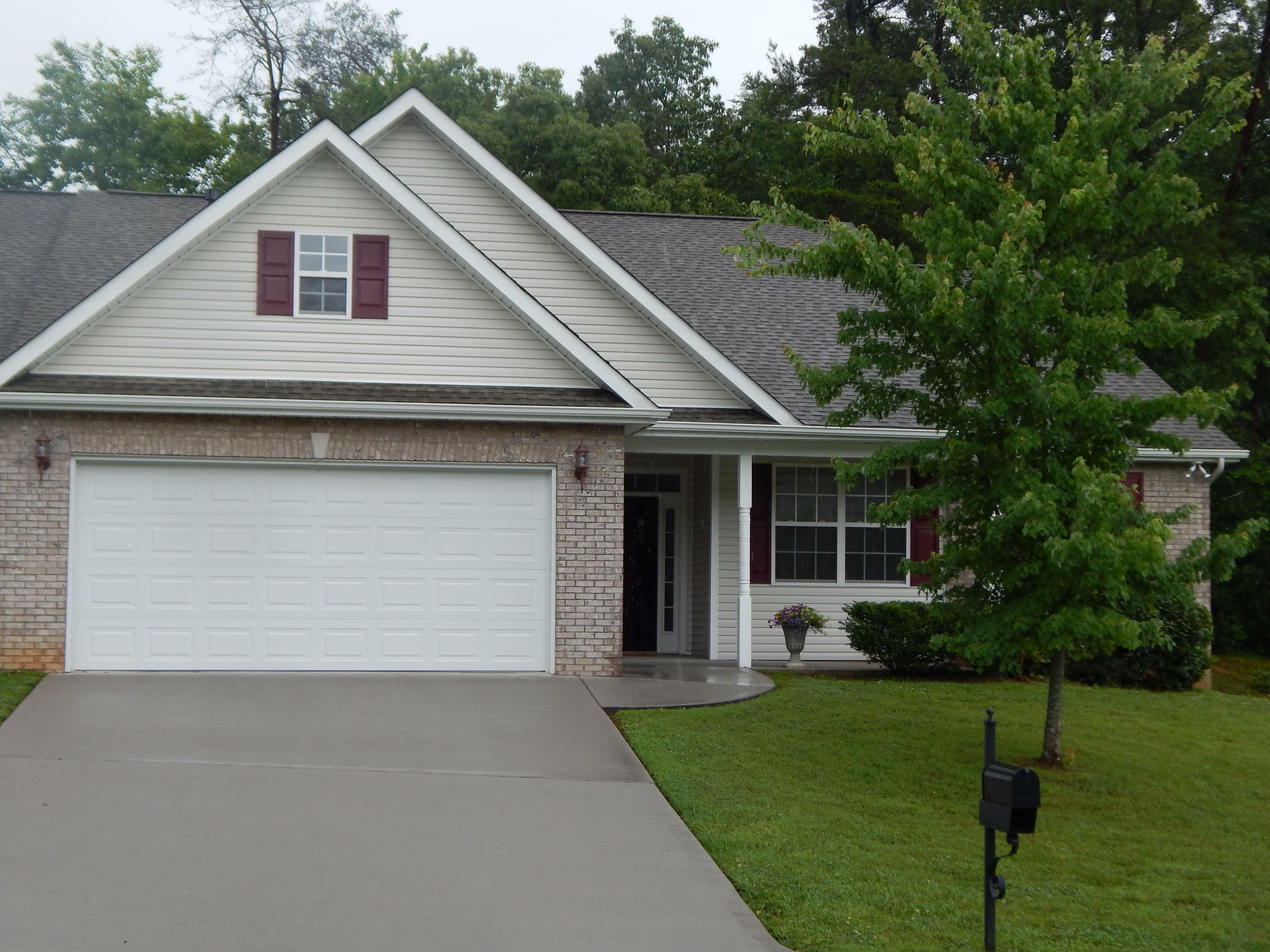 Property Photo:  1546 Graybrook Lane  TN 37920 