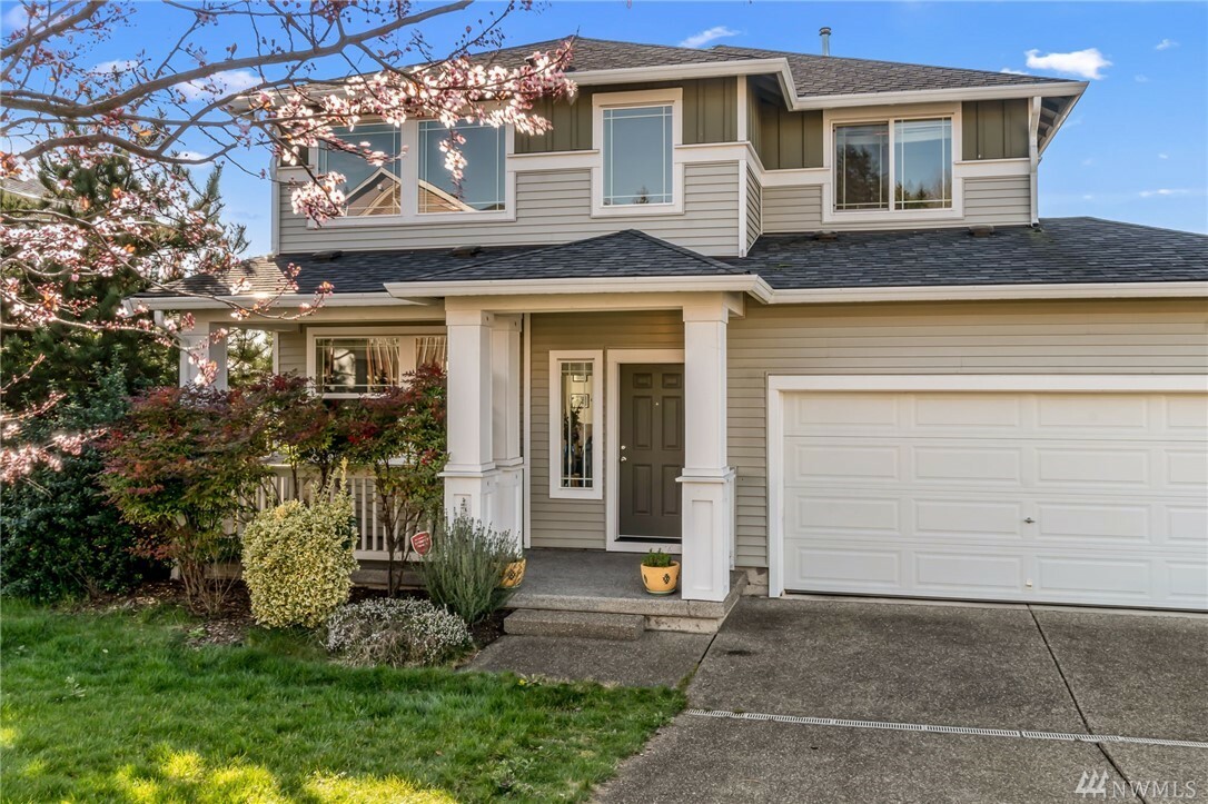 Property Photo: 9017 S 204th Place WA 98031