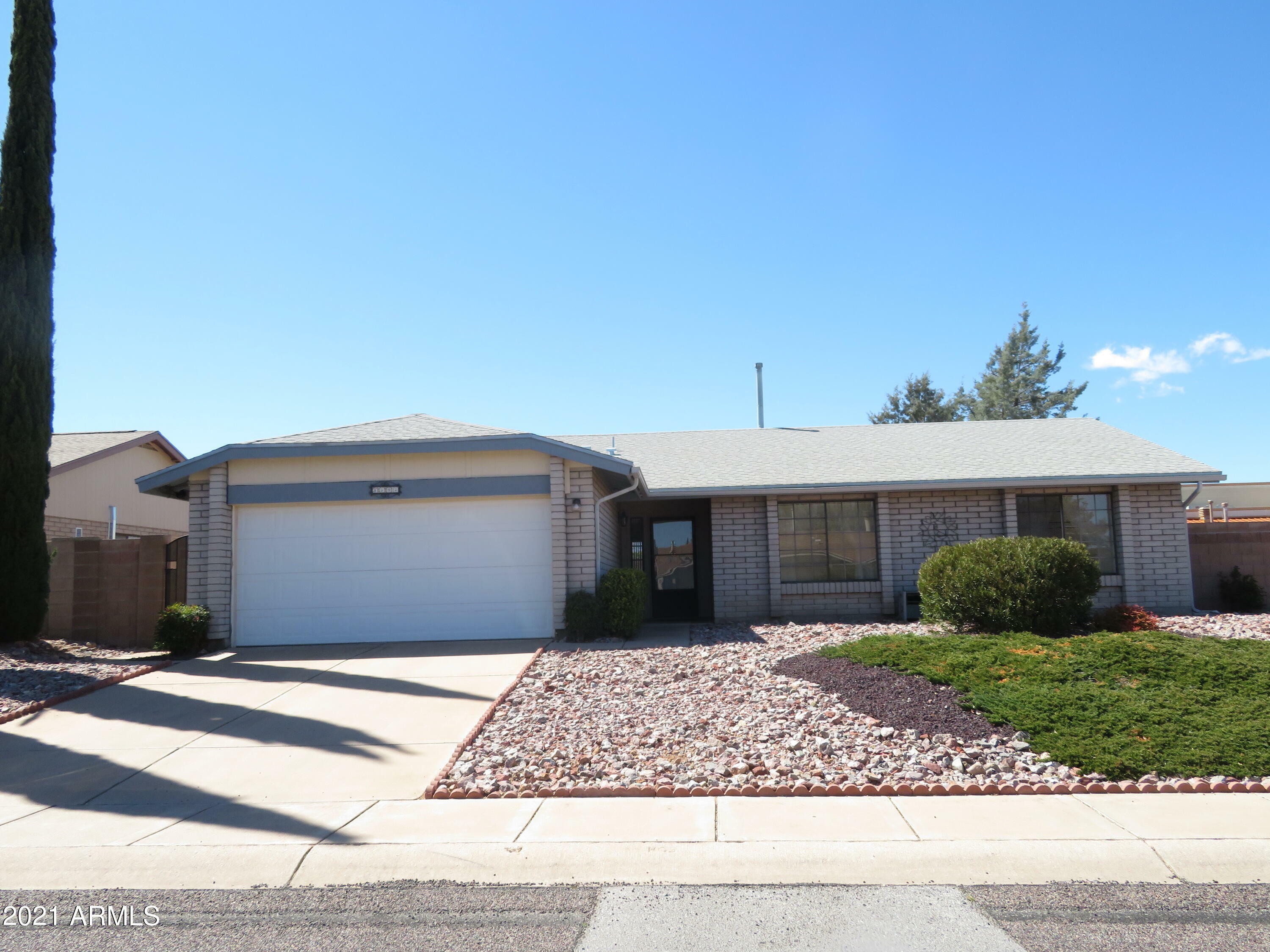 Property Photo: 3292 Falcon Way AZ 85650