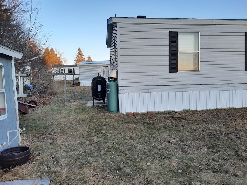 Property Photo:  193 New Hillcrest Drive  NH 03048 