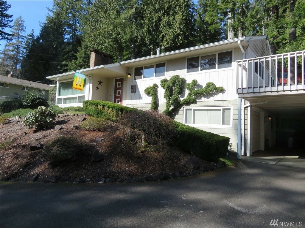 Property Photo:  620 W Harriet Ave  WA 98563 