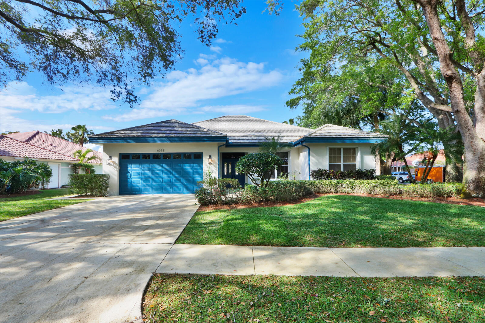 Property Photo:  6333 Winding Lake Drive  FL 33458 