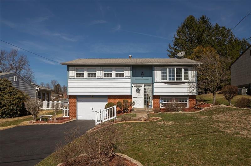 Property Photo:  246 Great Smokey Dr  PA 15239 