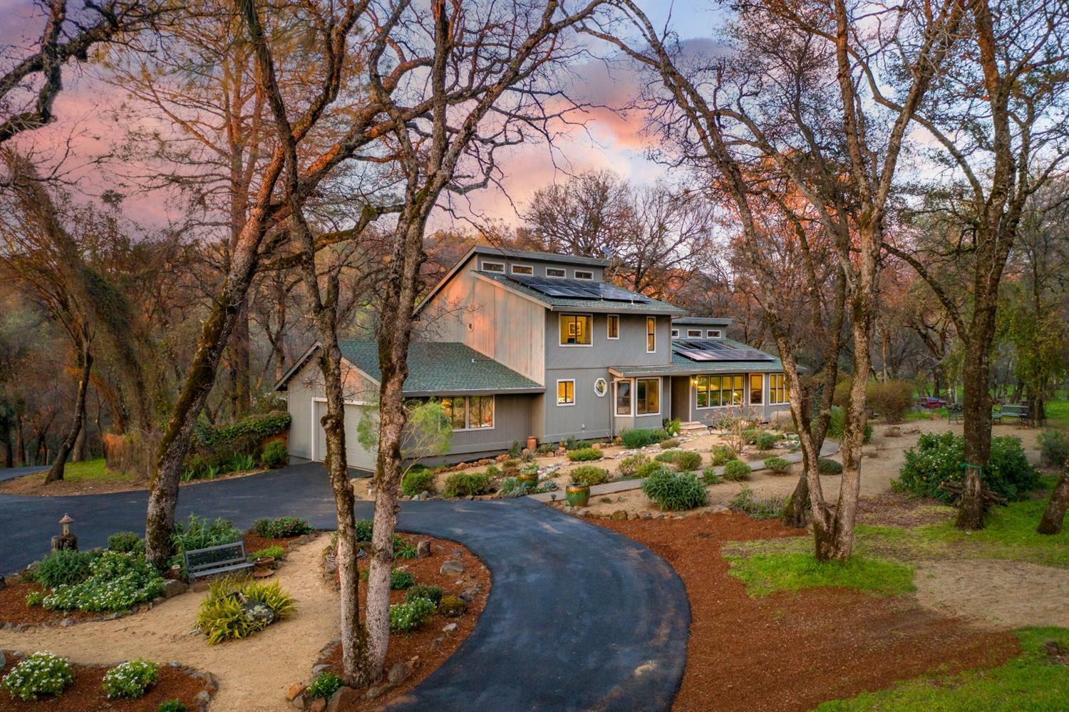 Property Photo: 2975 Gayle Lane CA 95602